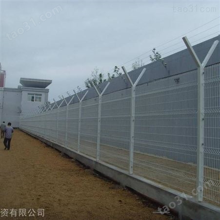 隔离网厂家 护栏网加工厂-重庆防护网