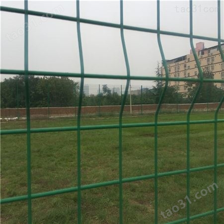山西太原双边丝护栏网 高速公路绿色浸塑护栏网厂家