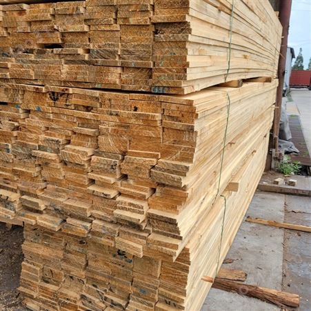 供应垫设备枕木辐射松定制规格包装木条建筑工程木方