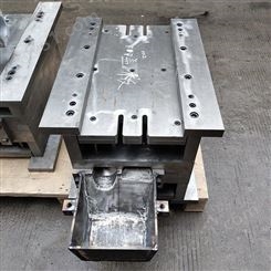 坤泰铸铁模具 三组分浇注机模具 重力铸造模具厂家